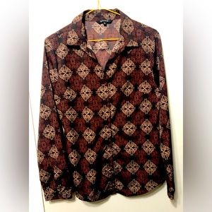 Greenpoint women’s fitted shirt, long sleeve size 36.